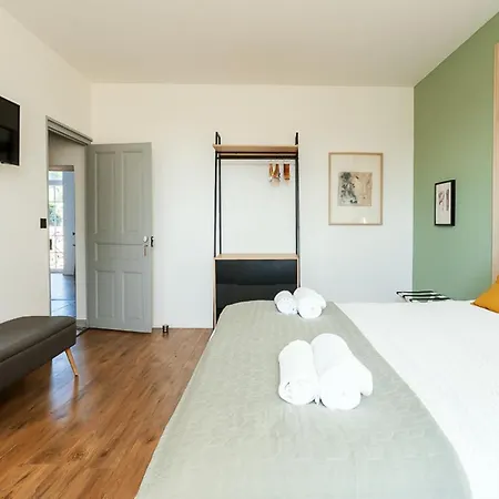 Bed & Breakfast Des Oliviers Nimes