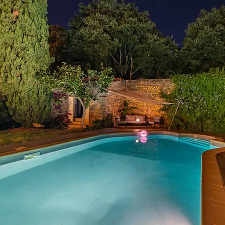 Des Oliviers Bed & Breakfast *