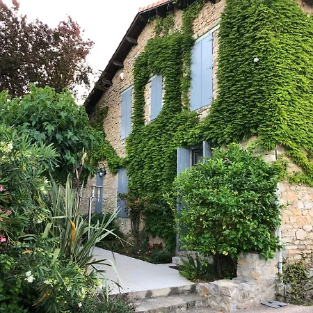 Des Oliviers Bed & Breakfast *