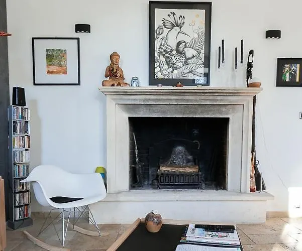 Des Oliviers ニーム