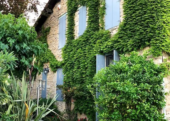 Des Oliviers Bed & Breakfast *