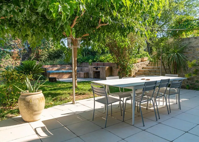 Des Oliviers ニーム