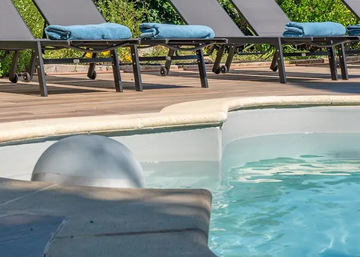 Des Oliviers * ニーム