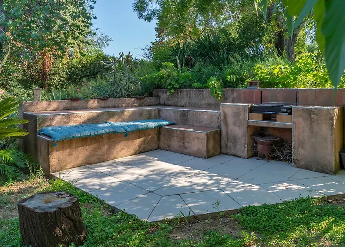 Des Oliviers ベッド・アンド・ブレックファスト