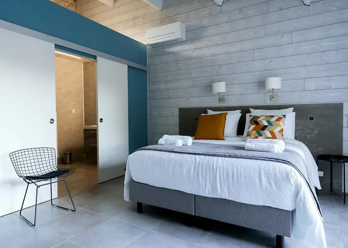 Des Oliviers * ニーム